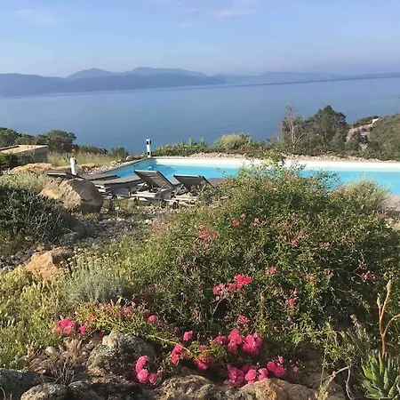 Casa Turrigiani Vila *