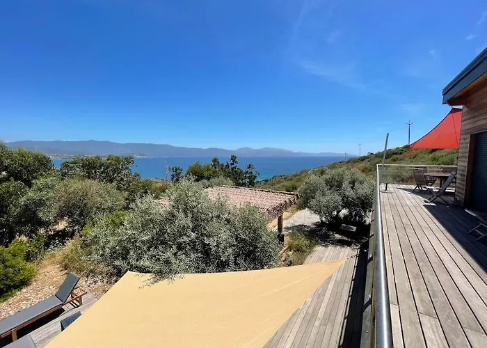 图尼佳妮别墅 *