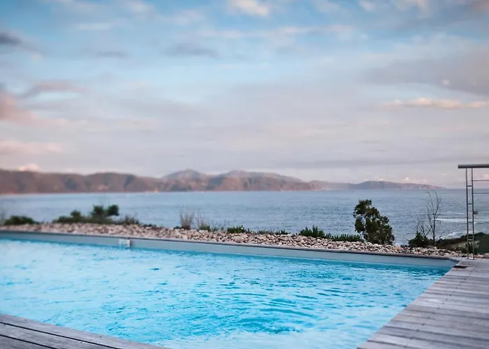 图尼佳妮别墅 *